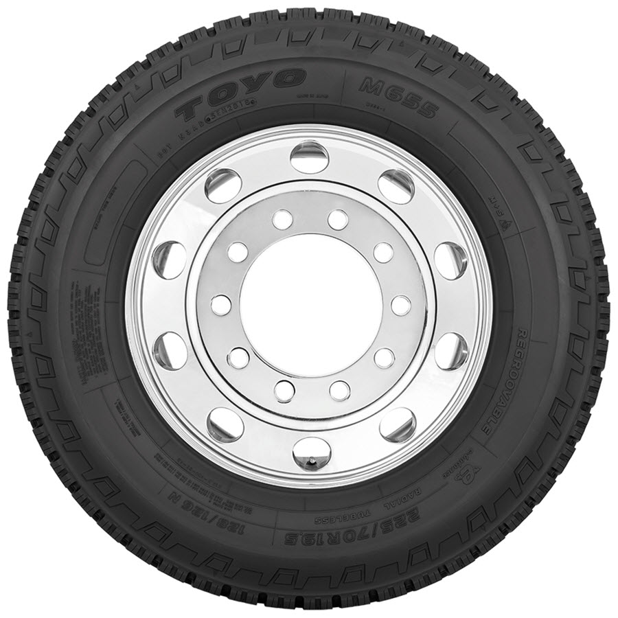 M655 Regional, Urban, and On/Off-Road Drive and Steer Tire | Toyo 
