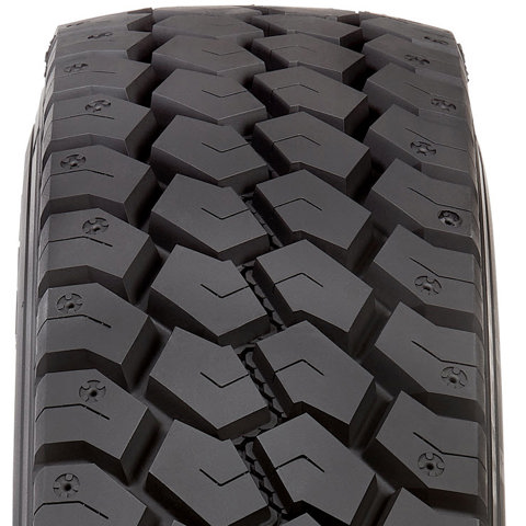 M608 Tight Tread - 740x740